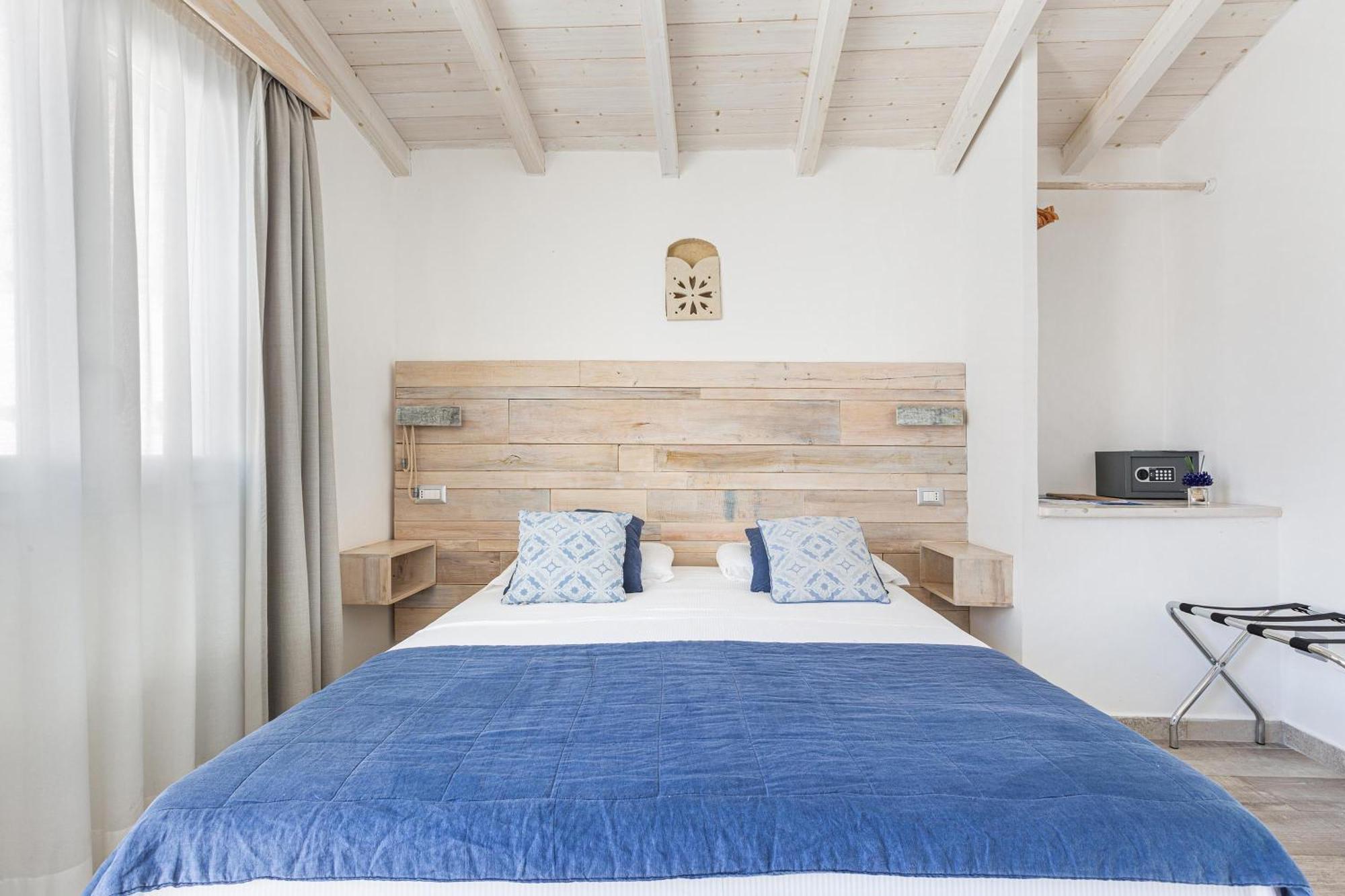 Clara Domus Bed & Breakfast Gallipoli Bagian luar foto