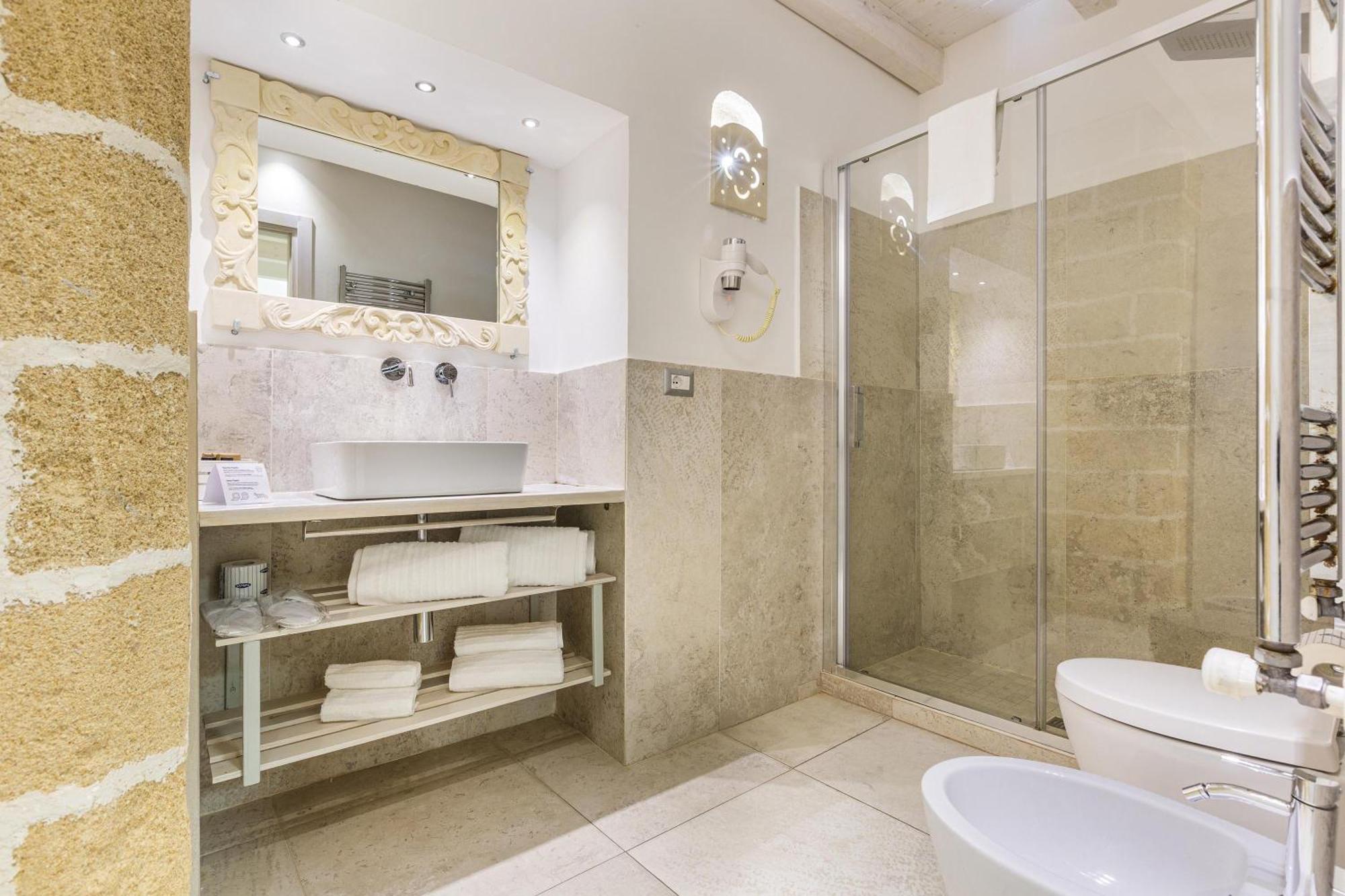 Clara Domus Bed & Breakfast Gallipoli Bagian luar foto