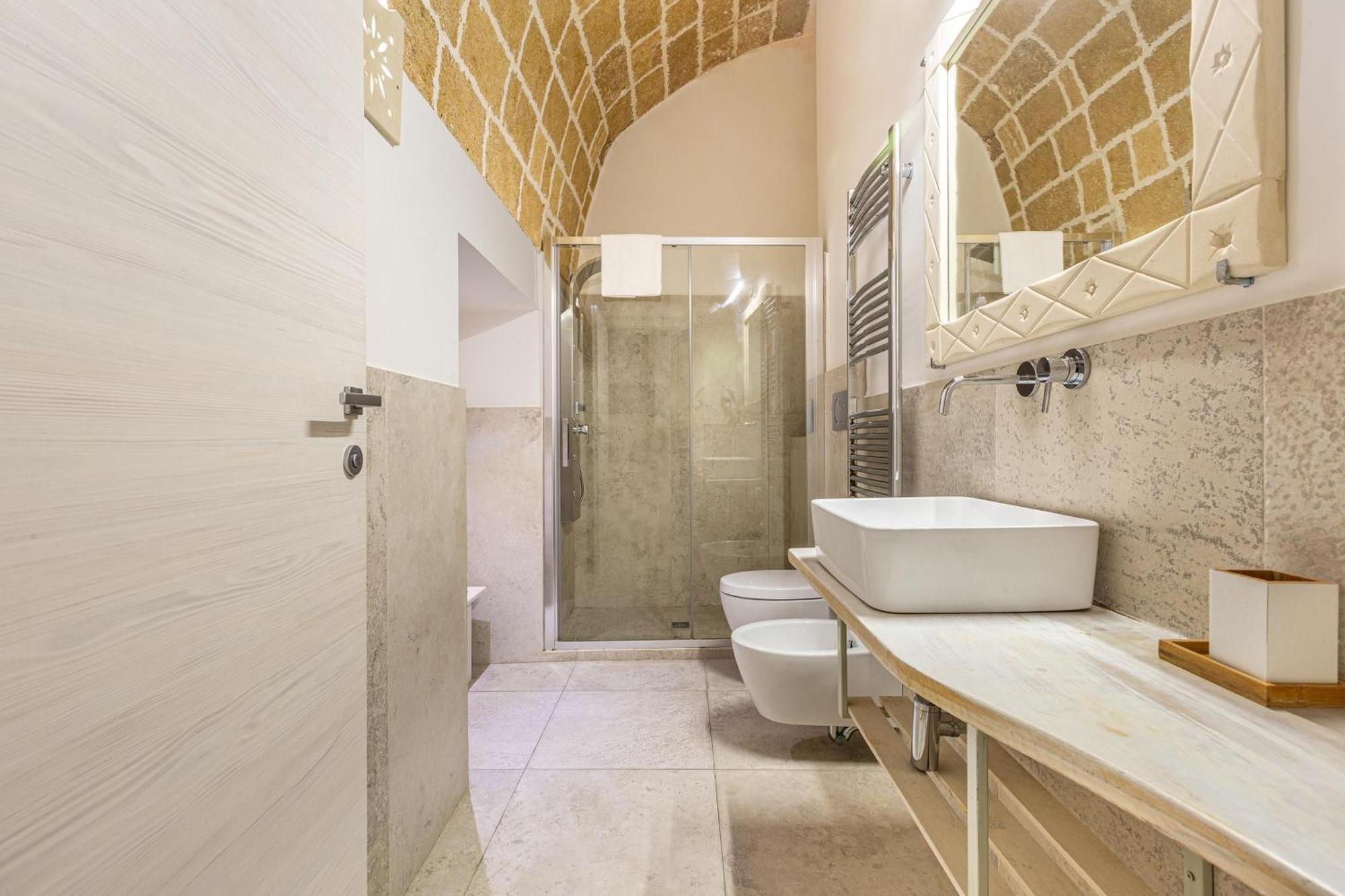 Clara Domus Bed & Breakfast Gallipoli Bagian luar foto
