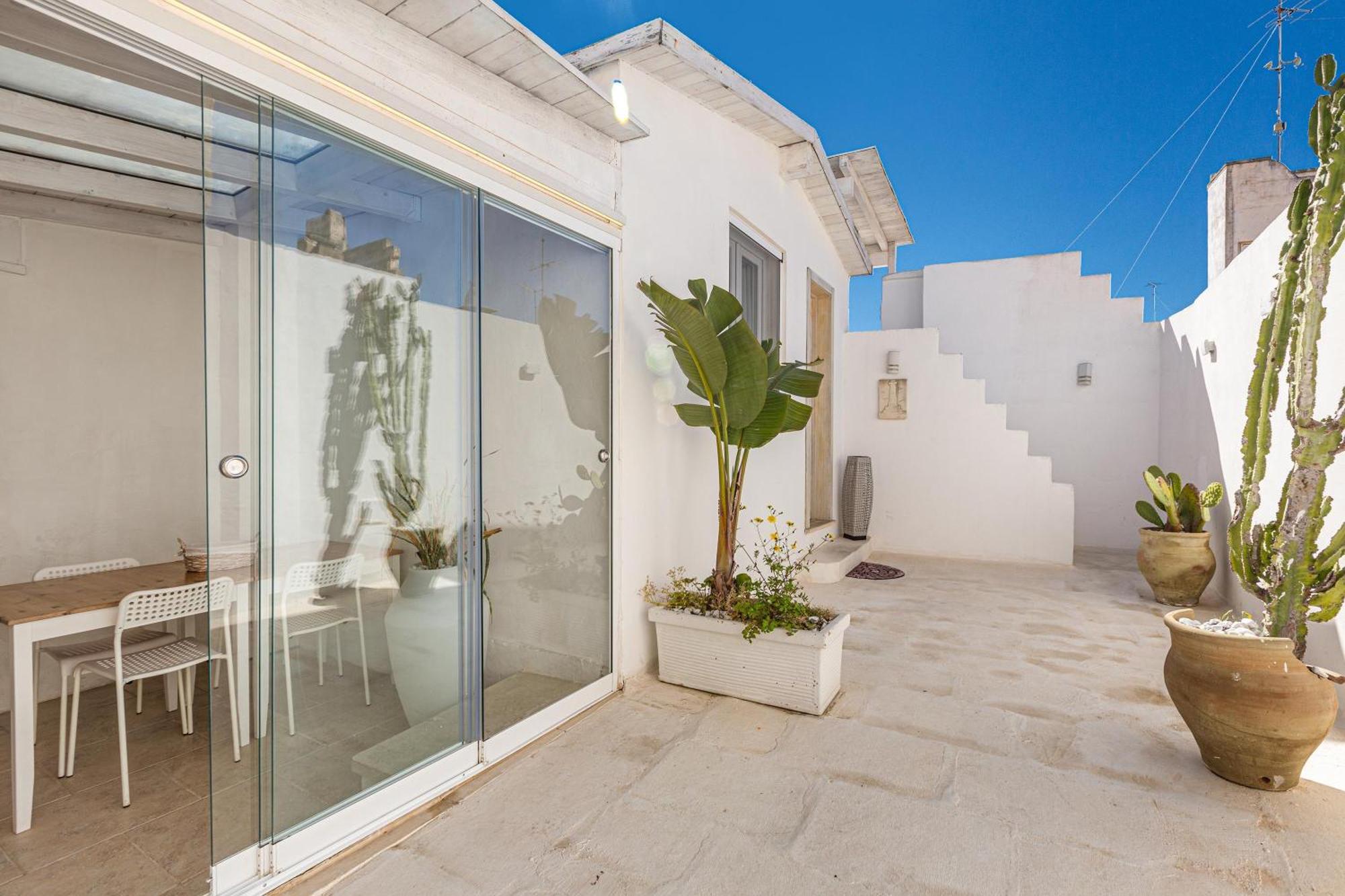 Clara Domus Bed & Breakfast Gallipoli Bagian luar foto